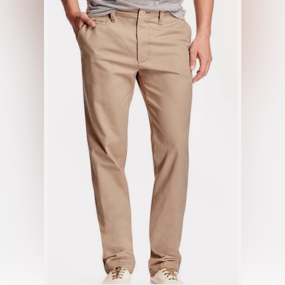 Old Navy Men’s Khakis Broken In Style